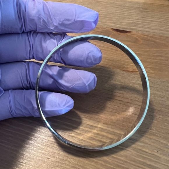 VTG Vendome Silver Tone Metal Bangle Bracelet - Picture 3 of 7